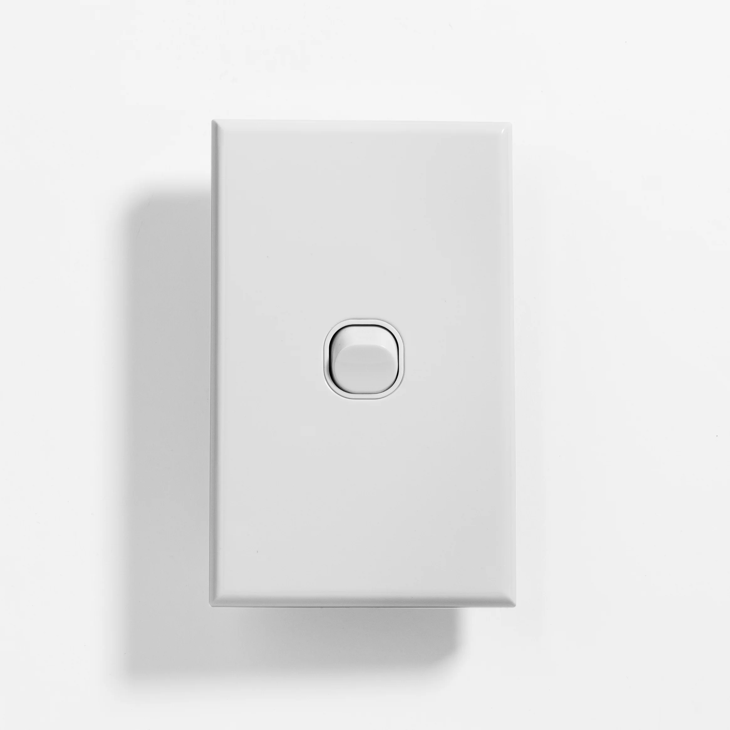 Standard one gang two way switch vertical (500pcs BULK BUY)