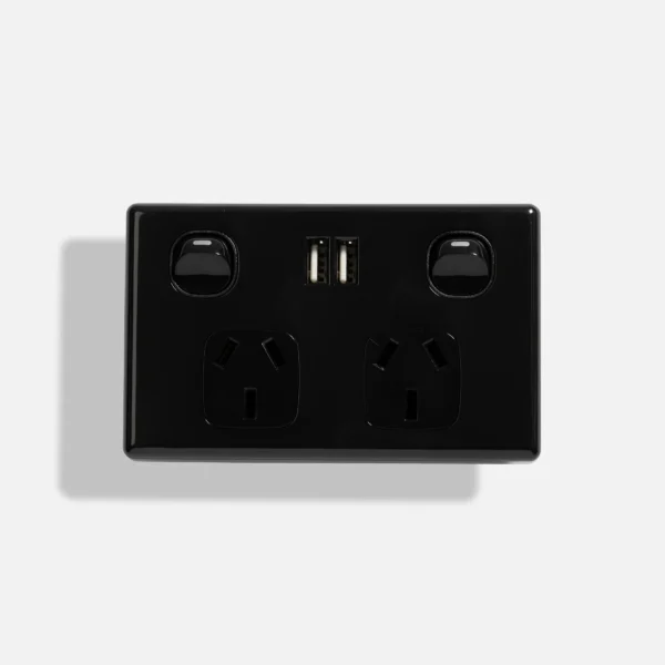 Black standard double power point with double USB (2.1A)