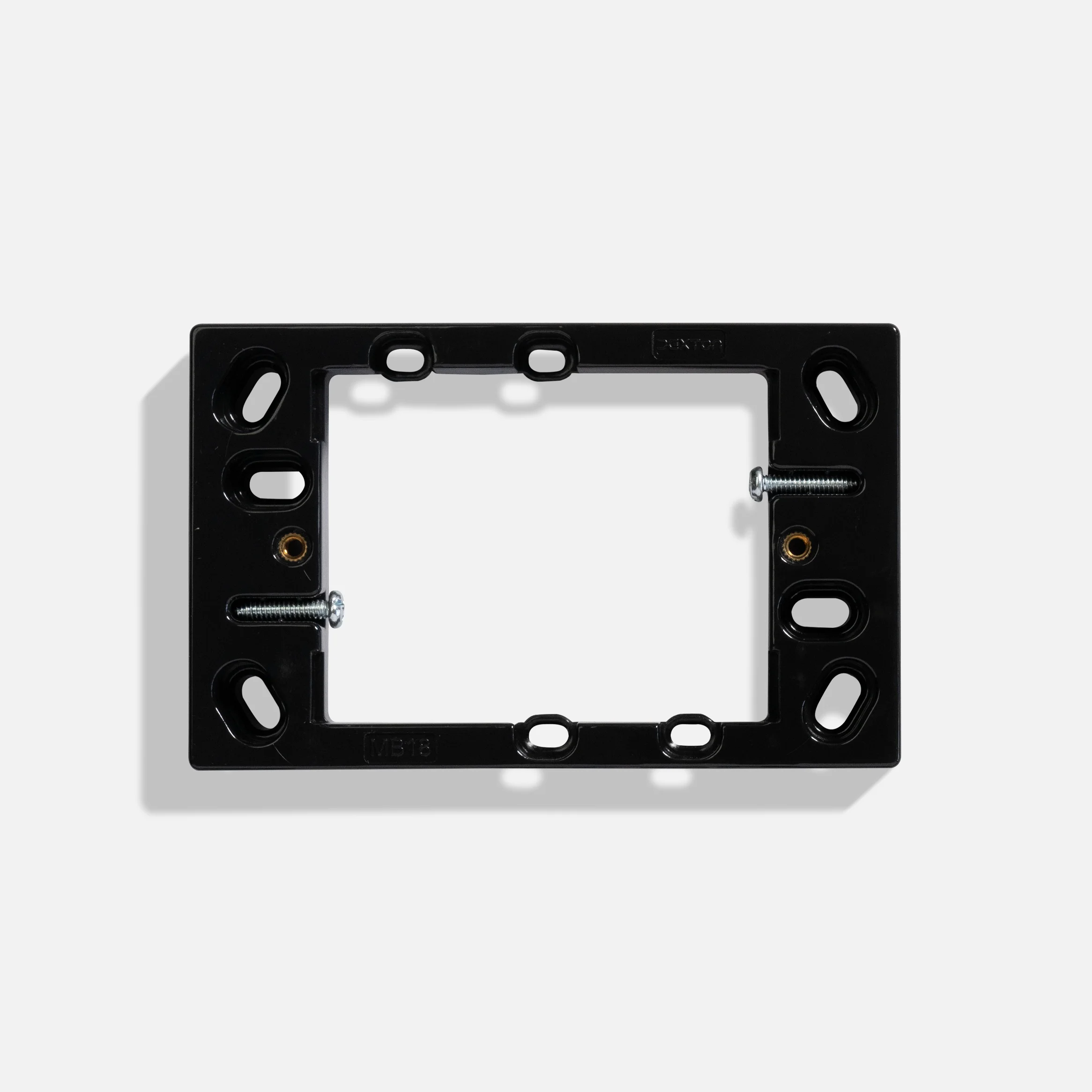 Black shallow mounting block 18mm