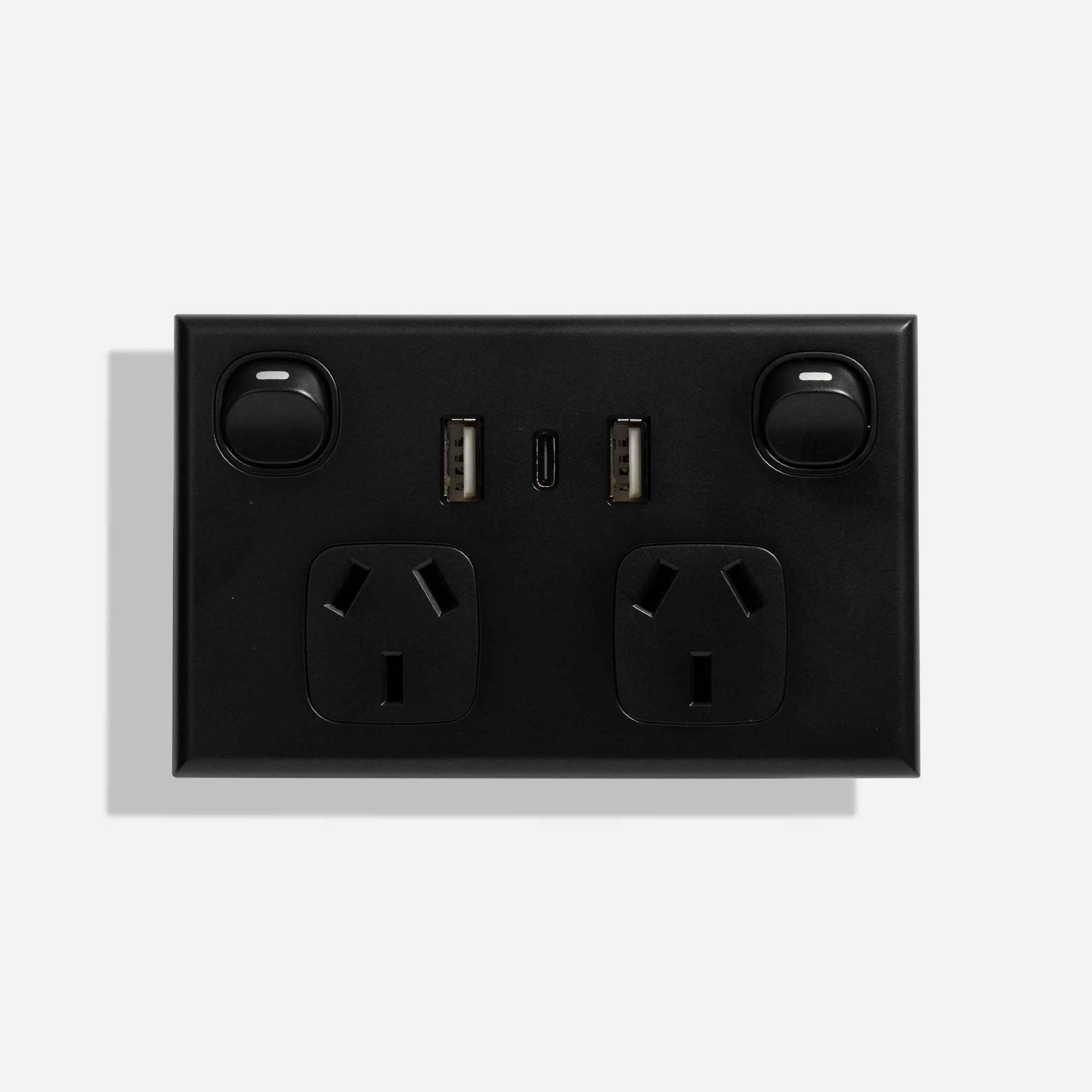 Matte Black double power point with double USB + C type (4.2A) (50pcs BULK BUY)